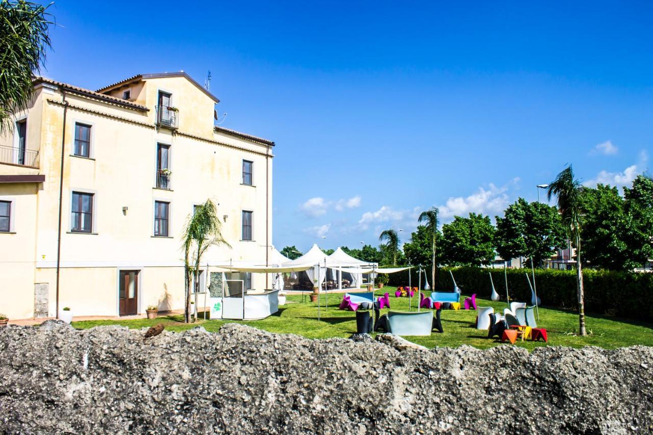 I Giardini Del Novecento Hotel ลาเมเซ แตร์เม ภายนอก รูปภาพ
