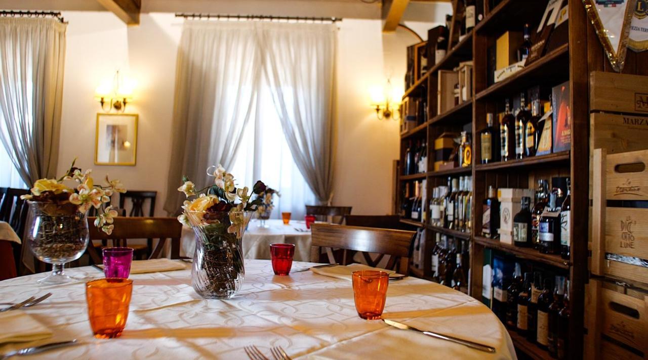 I Giardini Del Novecento Hotel ลาเมเซ แตร์เม ภายนอก รูปภาพ