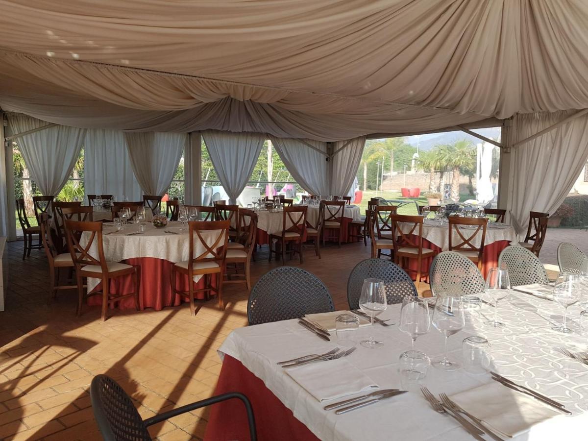 I Giardini Del Novecento Hotel ลาเมเซ แตร์เม ภายนอก รูปภาพ